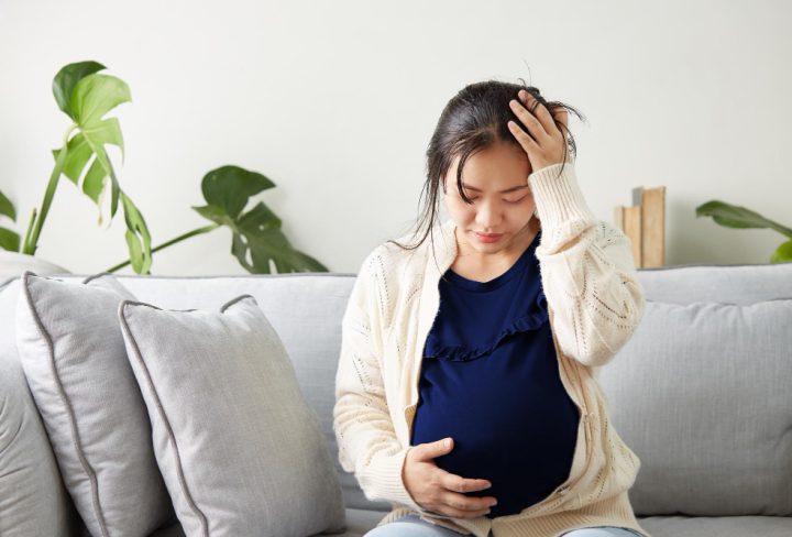 pregnant-asian-woman-with-several-expression